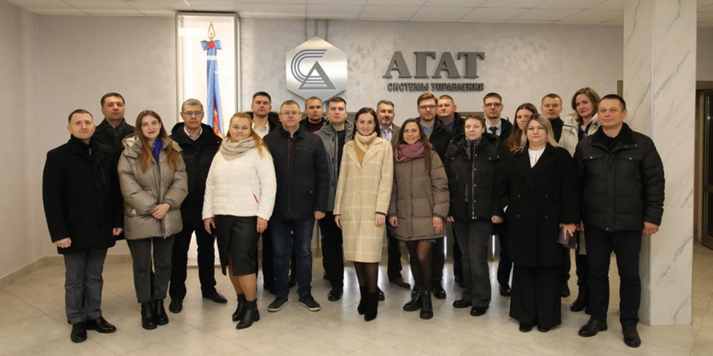 AGAT is a platform for training managerial staff