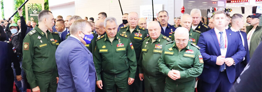 Mr.Sergey Shoigu viewed the company's exposition