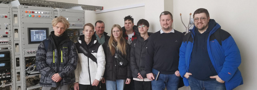 Минские гимназисты посетили АГАТ с экскурсией