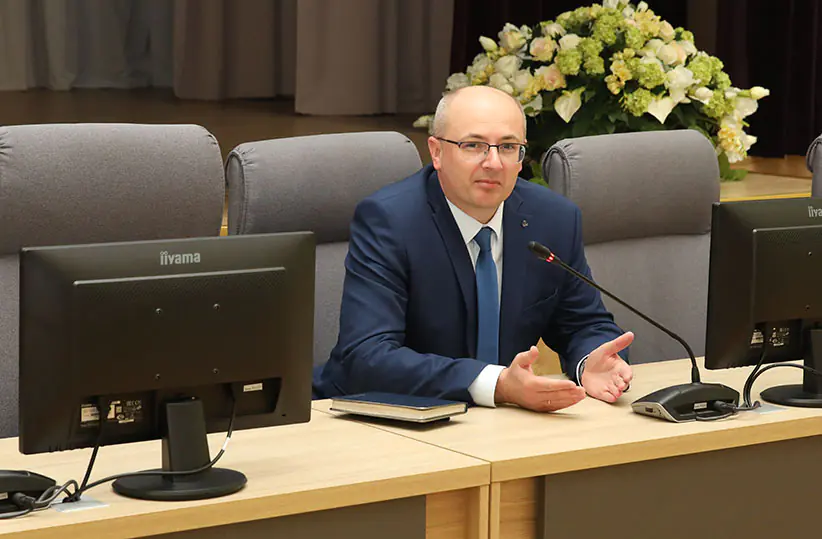 Traditional annual meeting of recent graduates