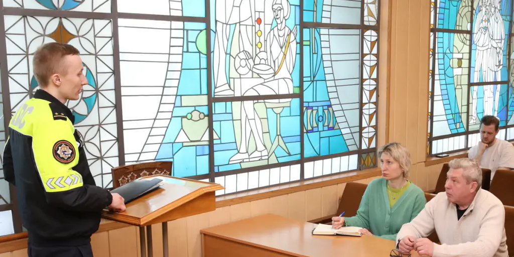 В АГАТе обсудили новые правила для средств персональной мобильности с представителем ГАИ