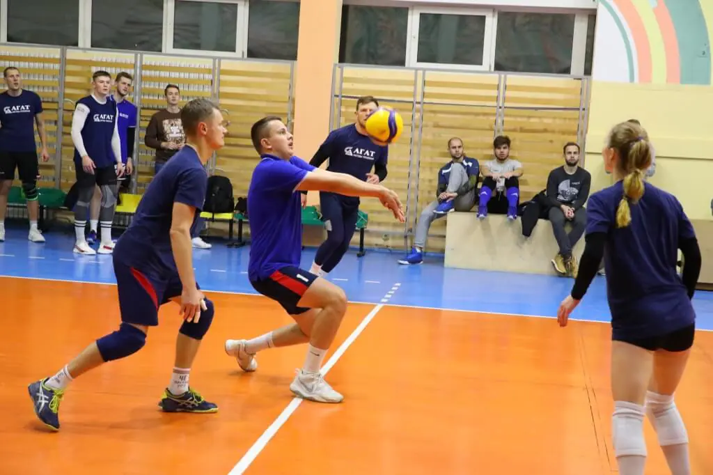 Volleyball team wins